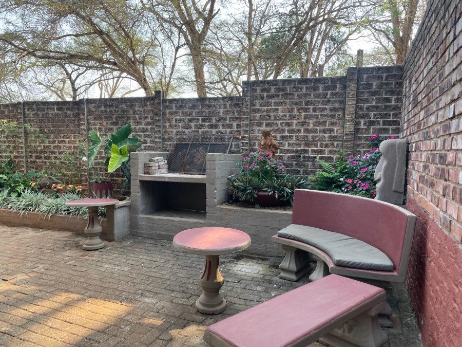 3 Bedroom Property for Sale in Tzangeni Limpopo