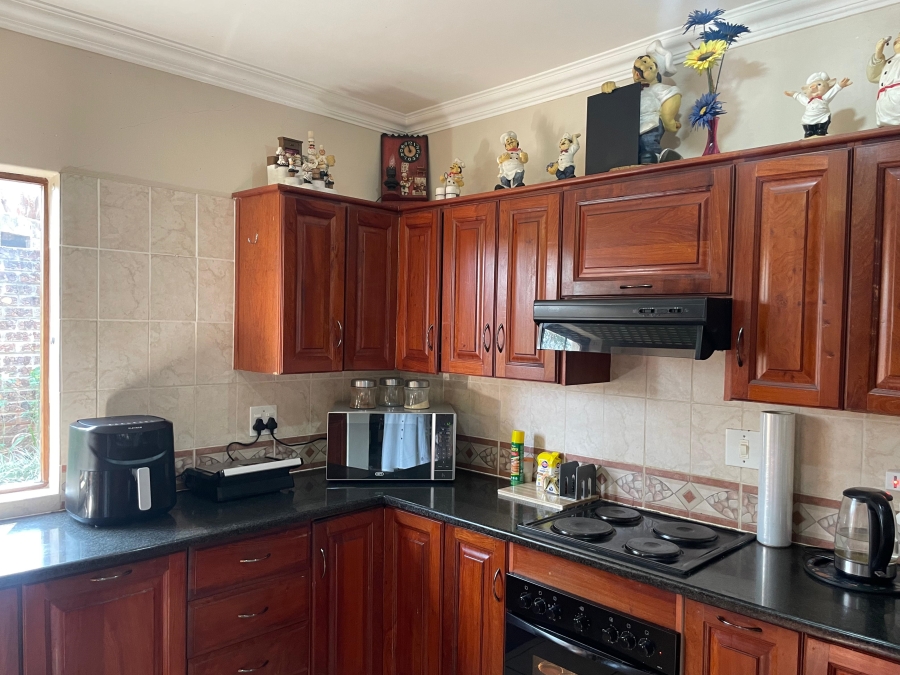 3 Bedroom Property for Sale in Tzangeni Limpopo