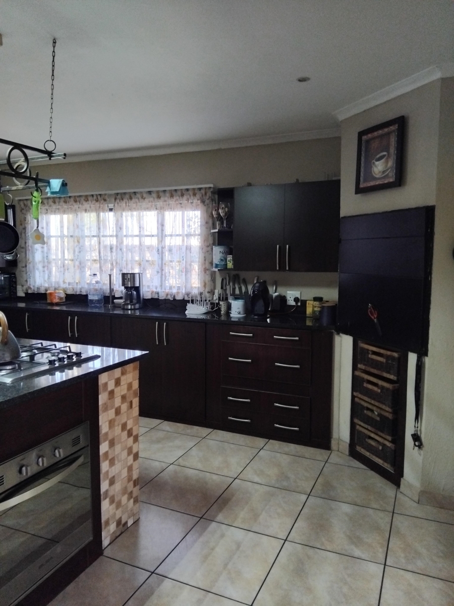 4 Bedroom Property for Sale in Ivydale A H Limpopo