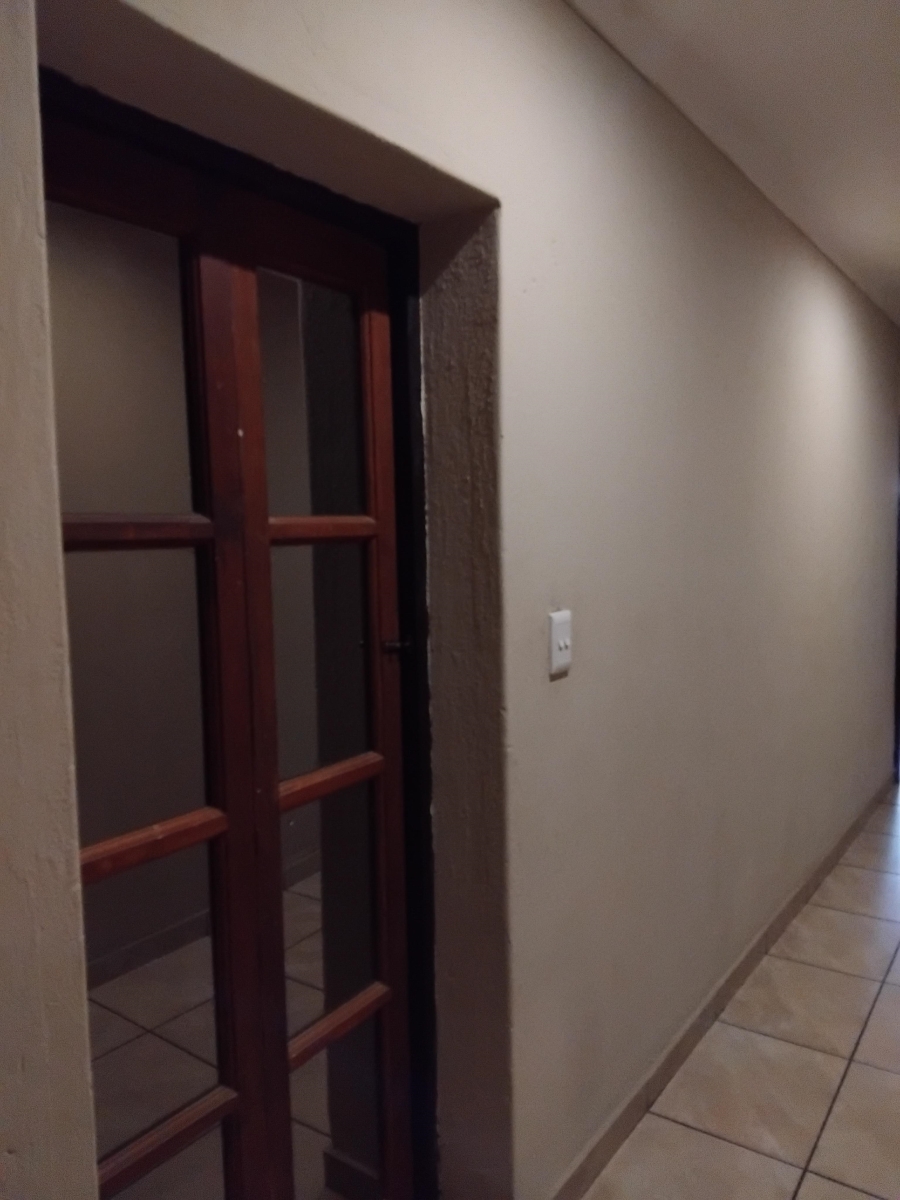 4 Bedroom Property for Sale in Ivydale A H Limpopo