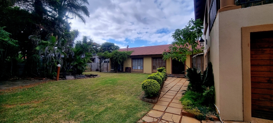 5 Bedroom Property for Sale in Eduan Park Limpopo
