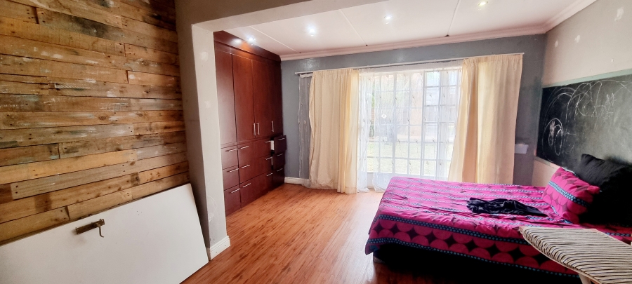 5 Bedroom Property for Sale in Eduan Park Limpopo