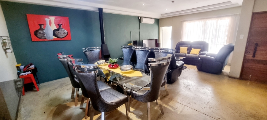 5 Bedroom Property for Sale in Eduan Park Limpopo
