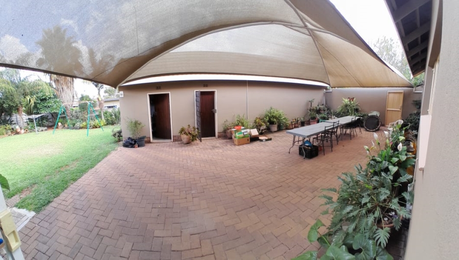 4 Bedroom Property for Sale in Fauna Park Limpopo