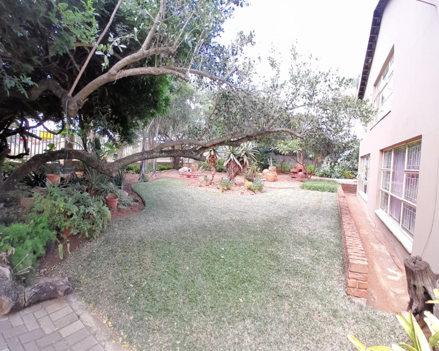 4 Bedroom Property for Sale in Fauna Park Limpopo