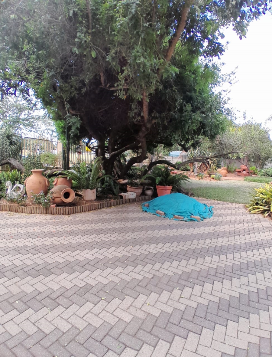 4 Bedroom Property for Sale in Fauna Park Limpopo