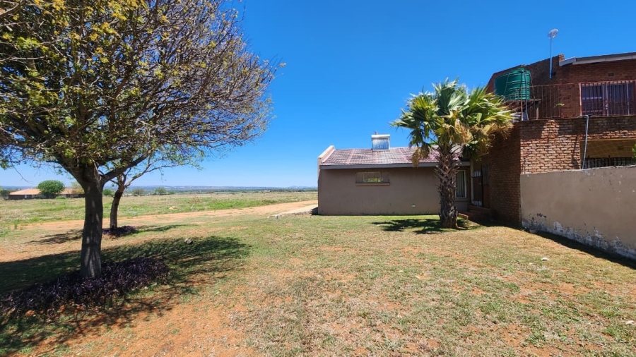 2 Bedroom Property for Sale in Doornbult Limpopo
