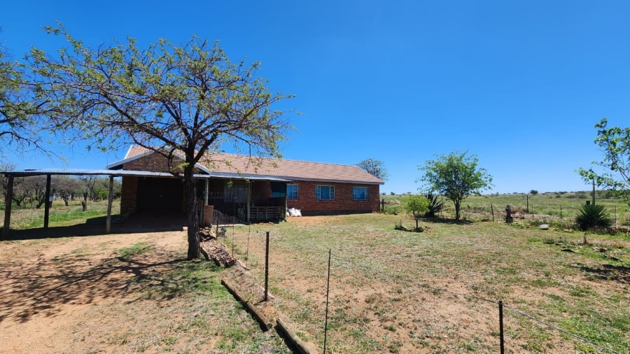 2 Bedroom Property for Sale in Doornbult Limpopo