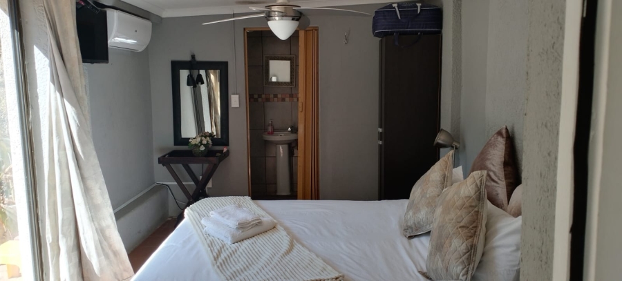 6 Bedroom Property for Sale in Bela Bela Limpopo