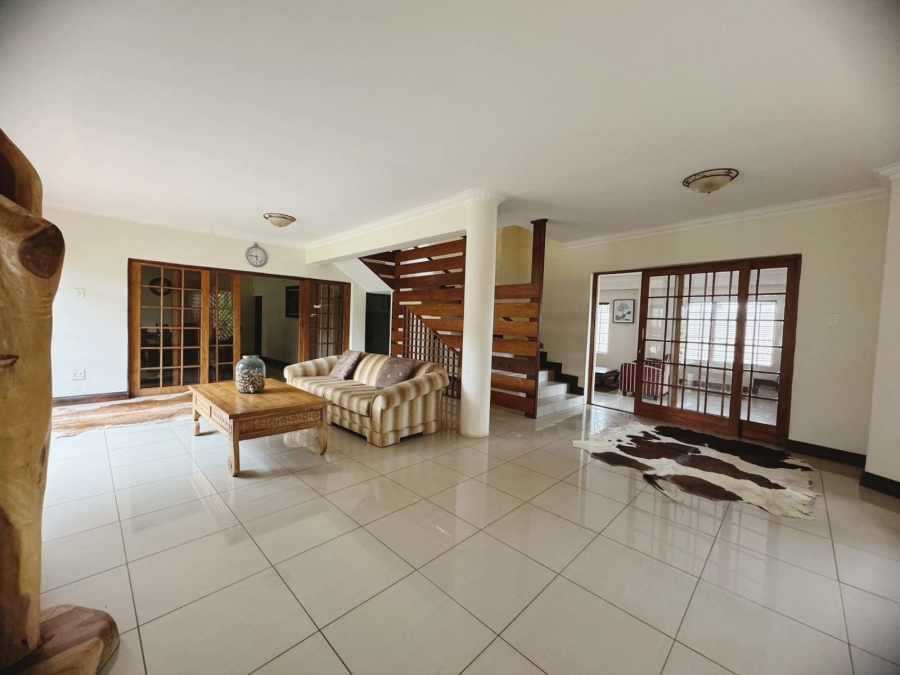 5 Bedroom Property for Sale in Fauna Park Limpopo