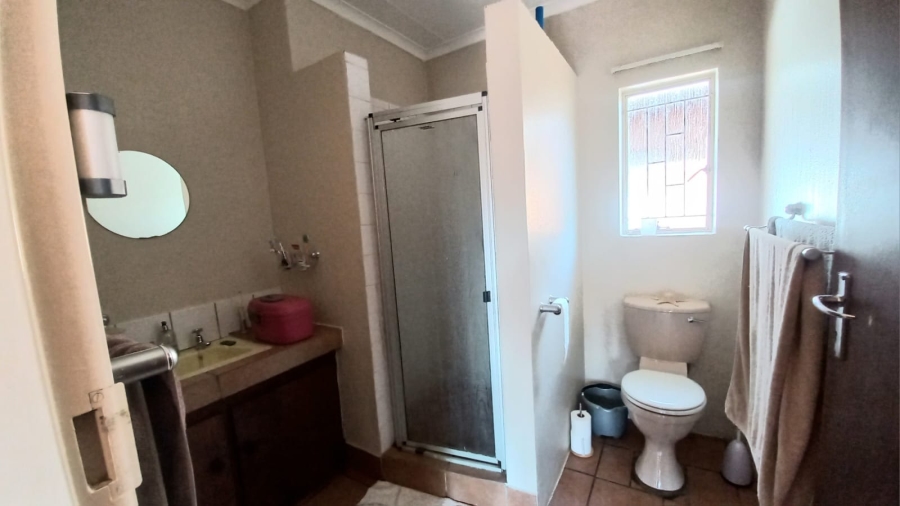 4 Bedroom Property for Sale in Fauna Park Limpopo