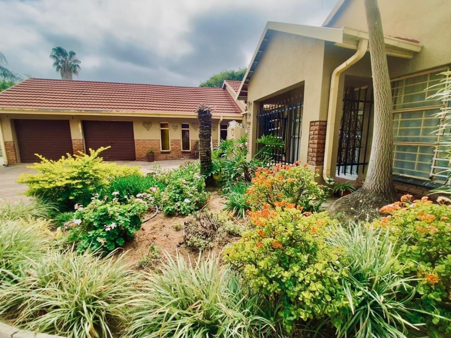 5 Bedroom Property for Sale in Welgelegen Limpopo