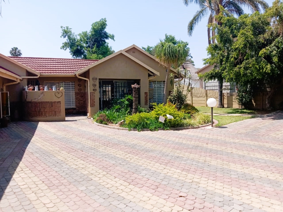 5 Bedroom Property for Sale in Welgelegen Limpopo