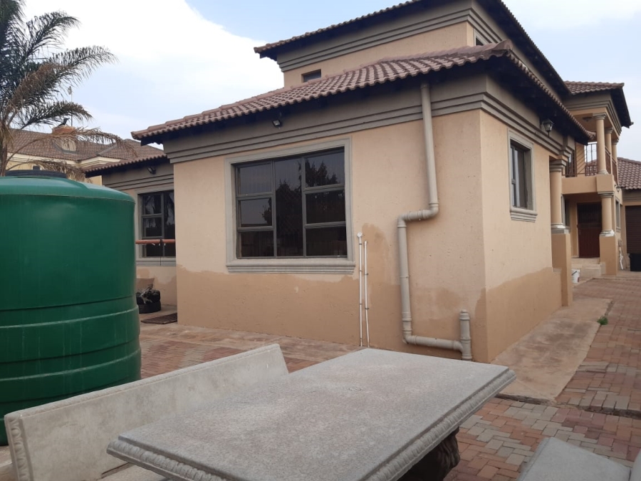 5 Bedroom Property for Sale in Serala View Limpopo
