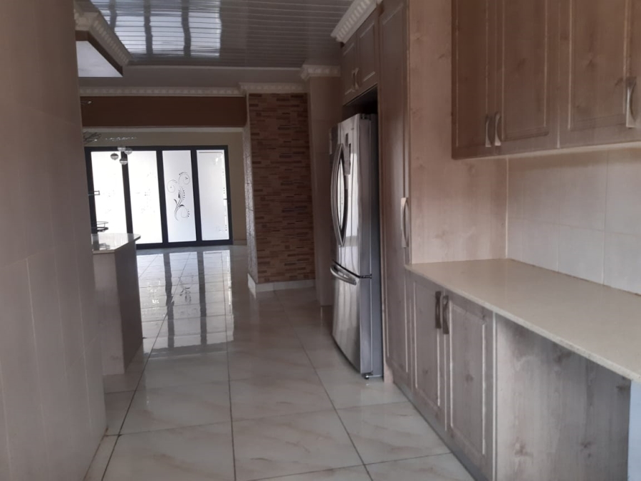 5 Bedroom Property for Sale in Serala View Limpopo
