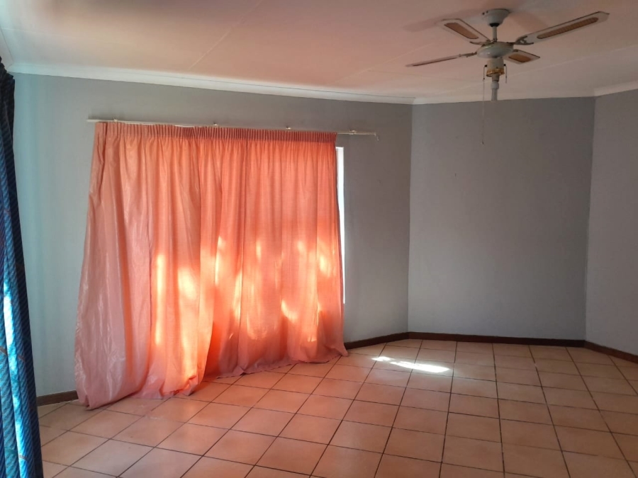 3 Bedroom Property for Sale in Mookgopong Limpopo