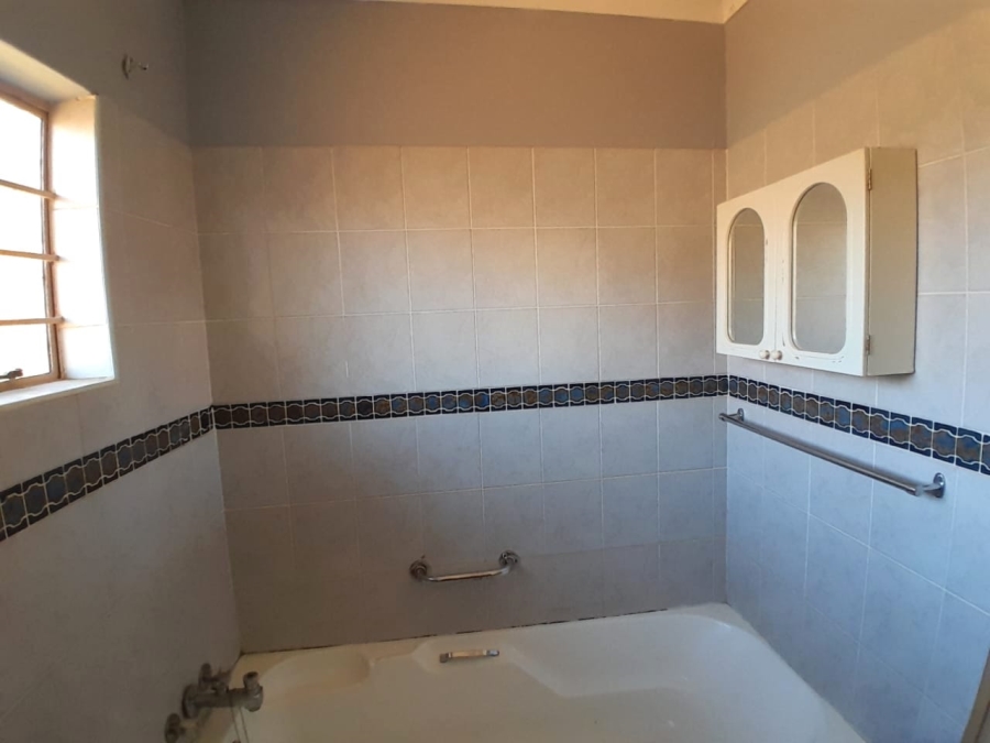 3 Bedroom Property for Sale in Mookgopong Limpopo
