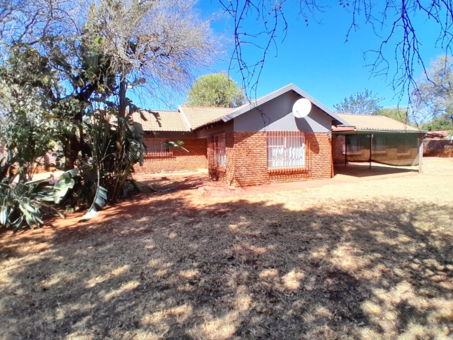 3 Bedroom Property for Sale in Mookgopong Limpopo