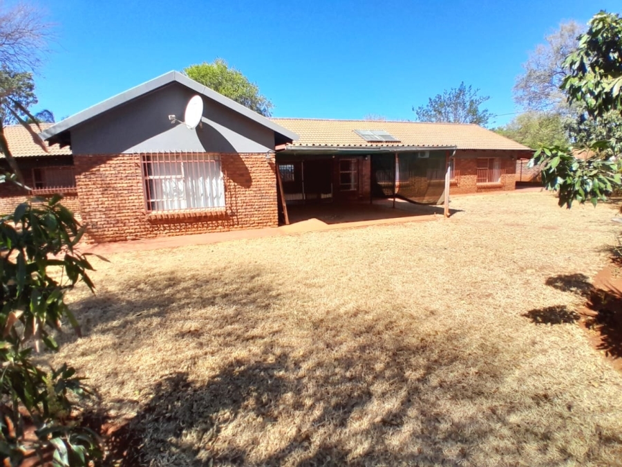 3 Bedroom Property for Sale in Mookgopong Limpopo