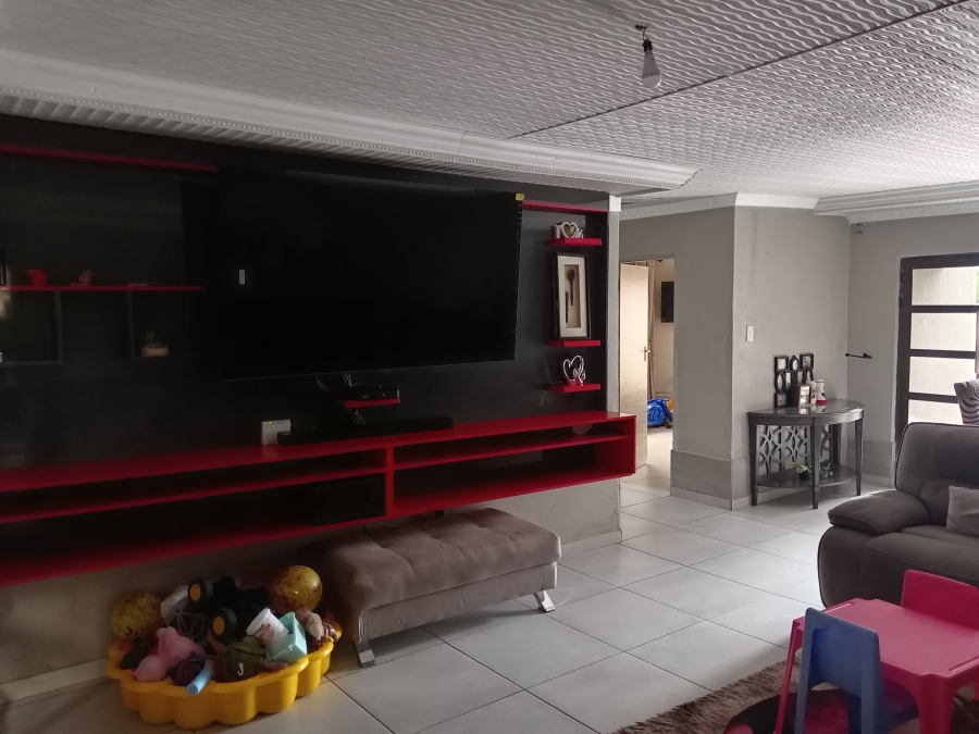 3 Bedroom Property for Sale in Seshego 9L Limpopo