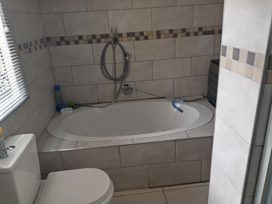 3 Bedroom Property for Sale in Seshego 9L Limpopo