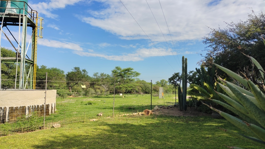 6 Bedroom Property for Sale in Tolwe Limpopo