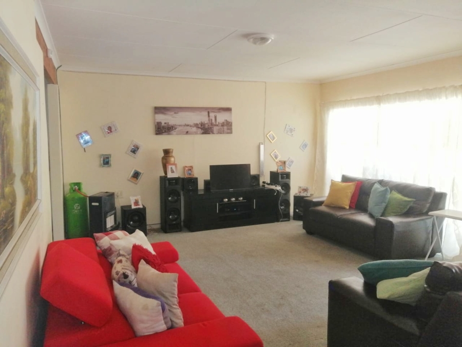 7 Bedroom Property for Sale in Palmietfontein Limpopo