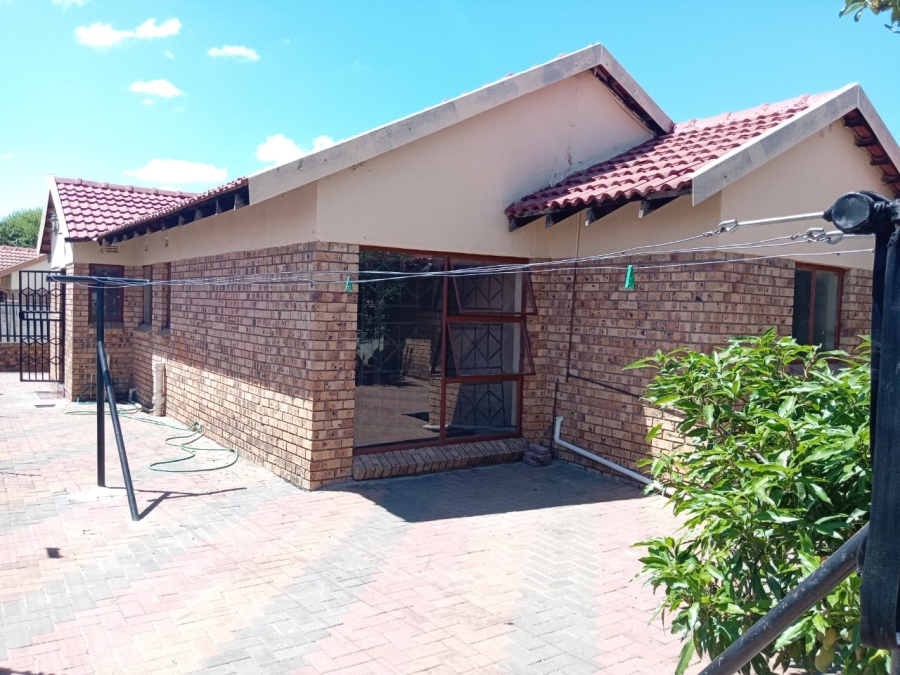 3 Bedroom Property for Sale in Emdo Park Limpopo