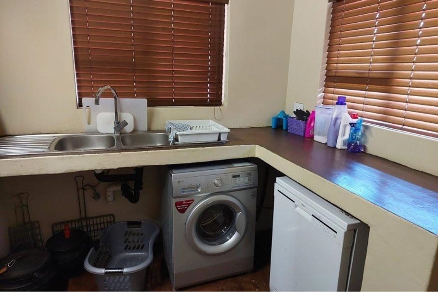 5 Bedroom Property for Sale in Shona Langa Limpopo