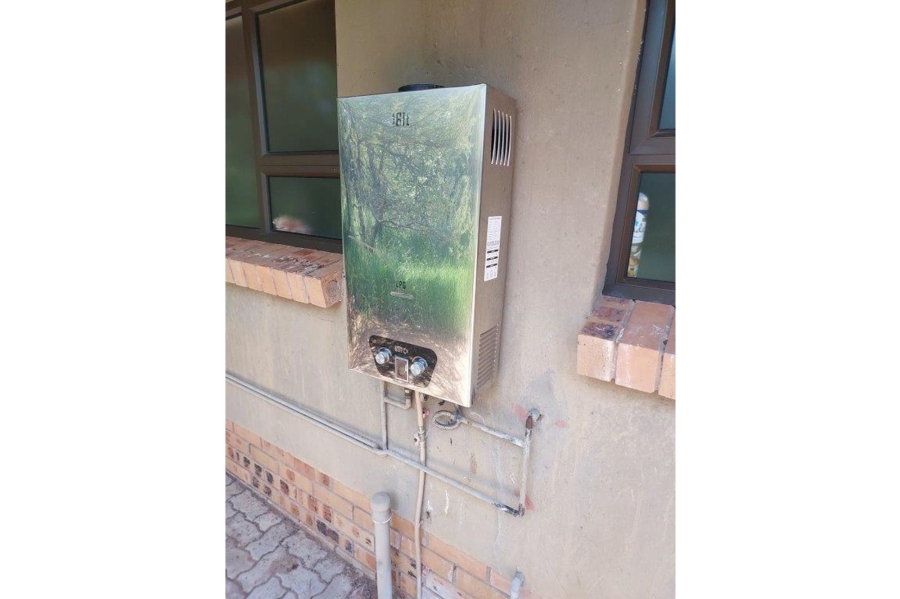 5 Bedroom Property for Sale in Shona Langa Limpopo