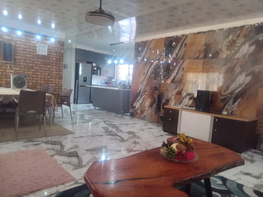 3 Bedroom Property for Sale in Northam Limpopo