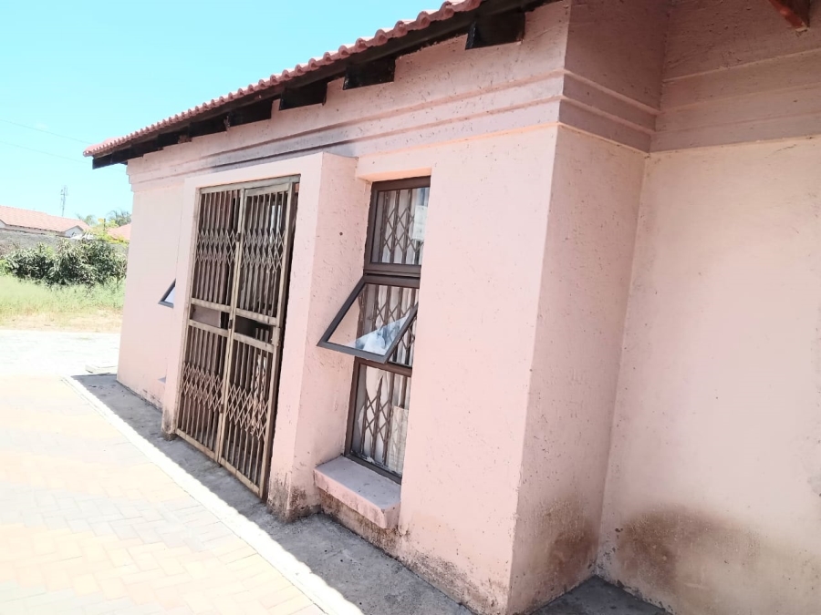 3 Bedroom Property for Sale in Mahlako-A-Phahla Gardens Limpopo