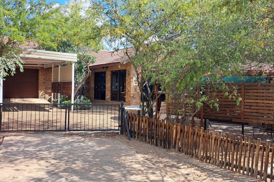 3 Bedroom Property for Sale in Leeupoort Limpopo