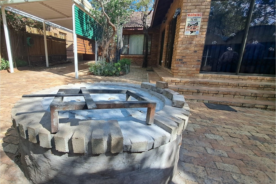 3 Bedroom Property for Sale in Leeupoort Limpopo