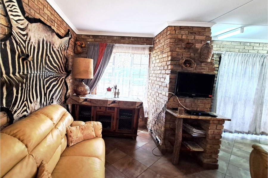 3 Bedroom Property for Sale in Leeupoort Limpopo