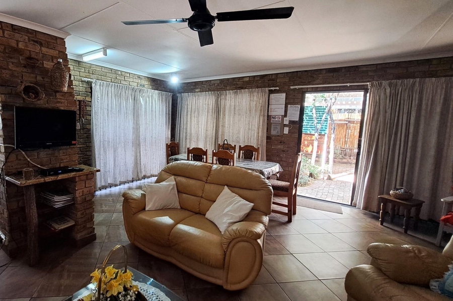 3 Bedroom Property for Sale in Leeupoort Limpopo