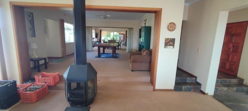 5 Bedroom Property for Sale in Agatha Park Limpopo