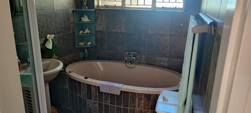 5 Bedroom Property for Sale in Agatha Park Limpopo