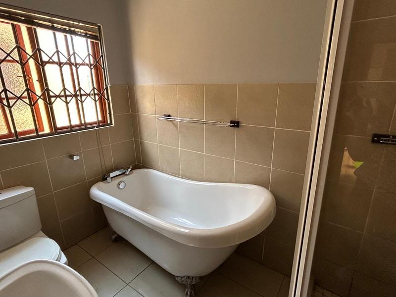 3 Bedroom Property for Sale in Bendor Limpopo