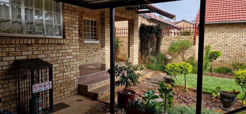 2 Bedroom Property for Sale in Modimolle Limpopo