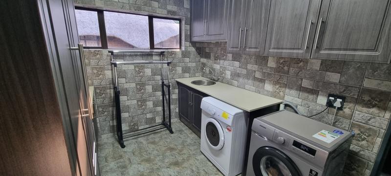 5 Bedroom Property for Sale in Sterpark Limpopo