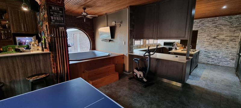 5 Bedroom Property for Sale in Sterpark Limpopo