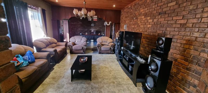 5 Bedroom Property for Sale in Sterpark Limpopo