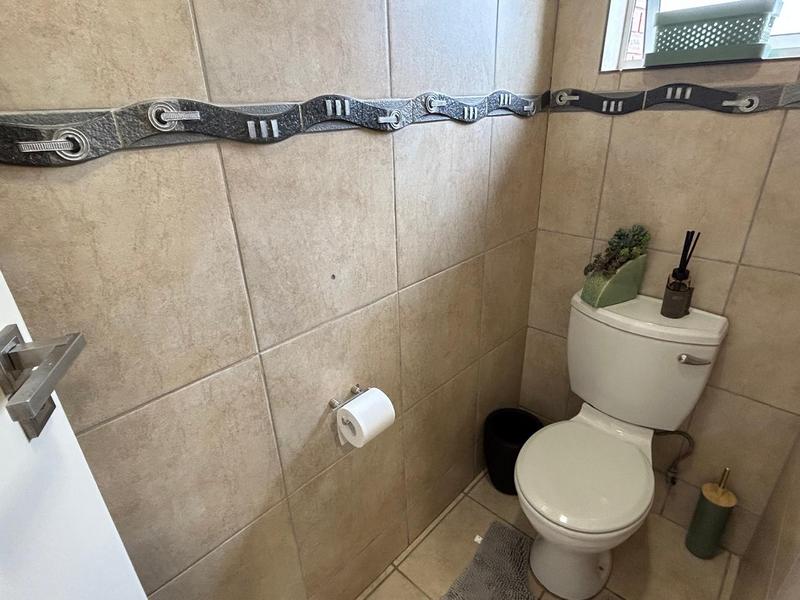 Commercial Property for Sale in Hampton Court Limpopo