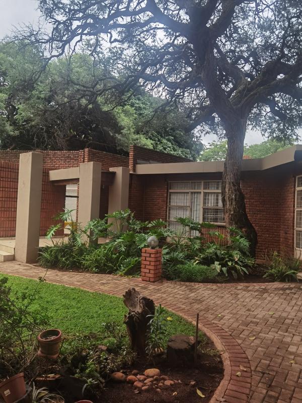 5 Bedroom Property for Sale in Chroompark Limpopo
