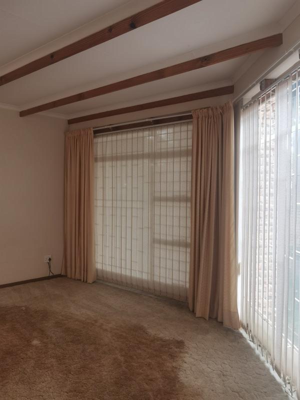 5 Bedroom Property for Sale in Chroompark Limpopo