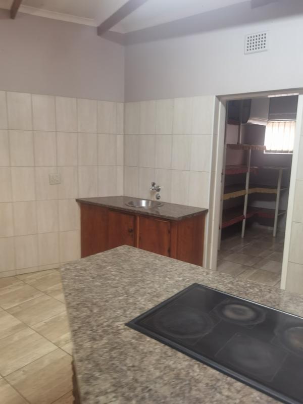 5 Bedroom Property for Sale in Chroompark Limpopo
