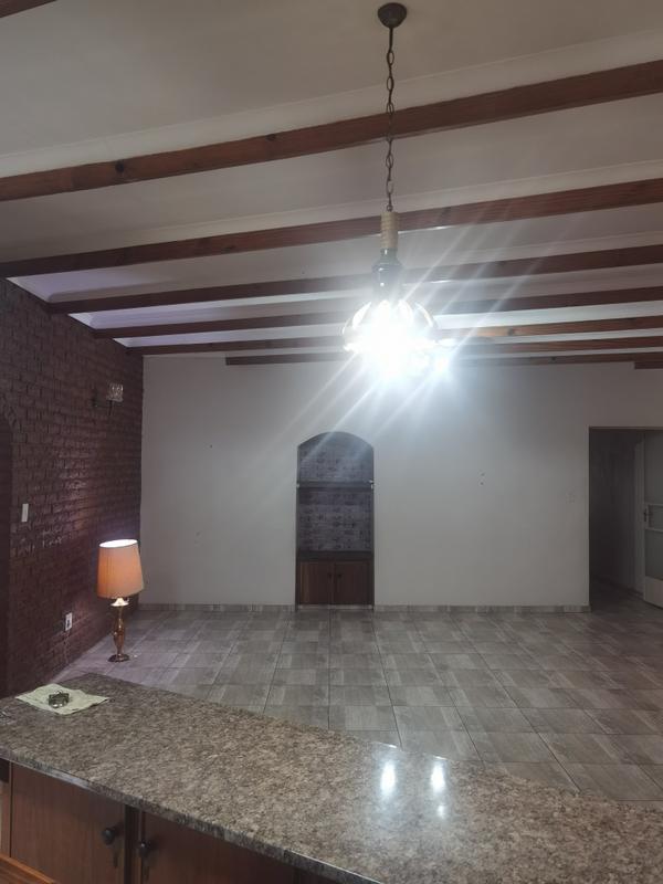 5 Bedroom Property for Sale in Chroompark Limpopo