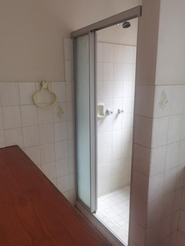 5 Bedroom Property for Sale in Chroompark Limpopo