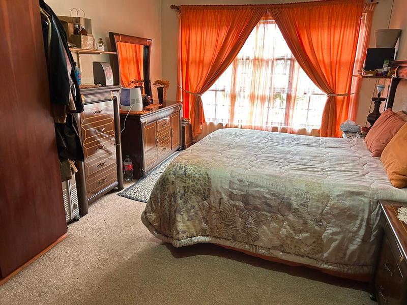 6 Bedroom Property for Sale in Fauna Park Limpopo